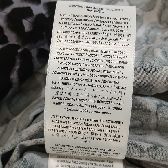 Guess sz S Purple and Black Leopard Print Long Sleeve Button-Up Business Shirt - Picture 11 of 13